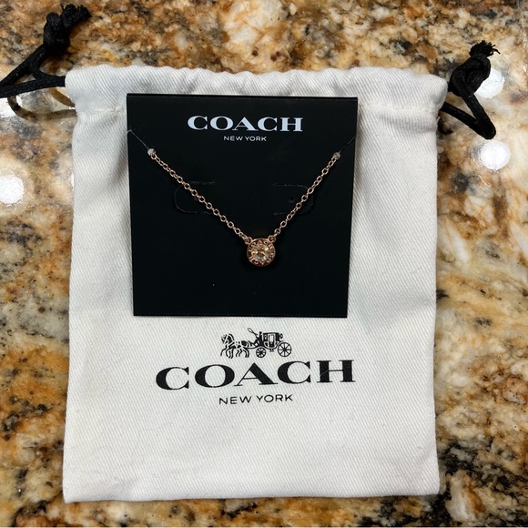 🆕 NWT Coach pendant necklace - Picture 4 of 7